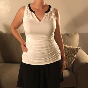NY&Co black & white top sleeveless NWT Size S